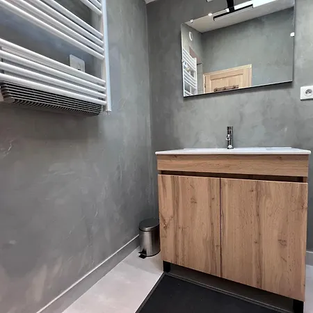 Les Du Pere * Soubise